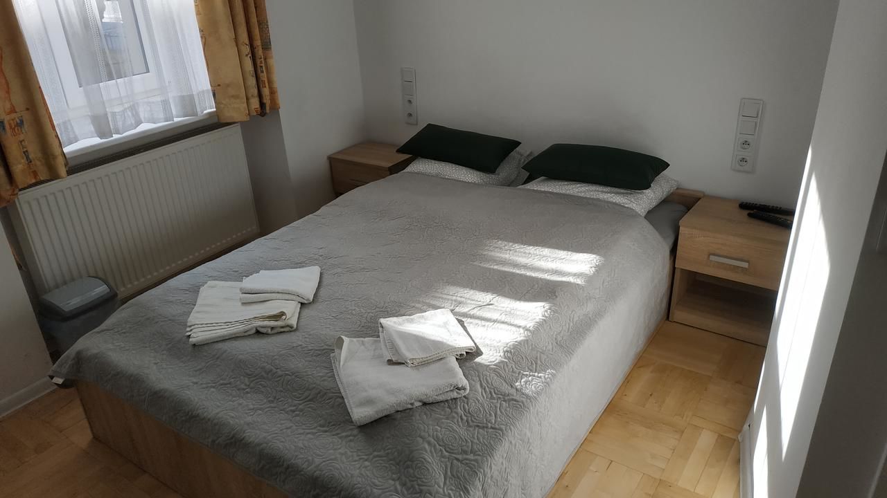 Проживание в семье Lukas Guest Rooms Краков-16